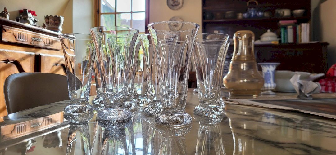 6 flûtes en cristal Daum, modèle Kim, France