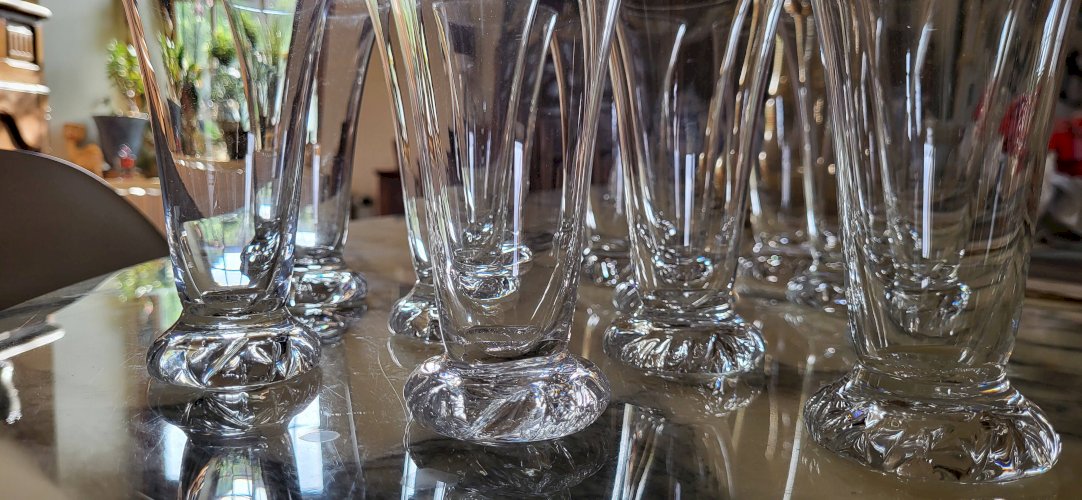 6 flûtes en cristal Daum, modèle Kim, France
