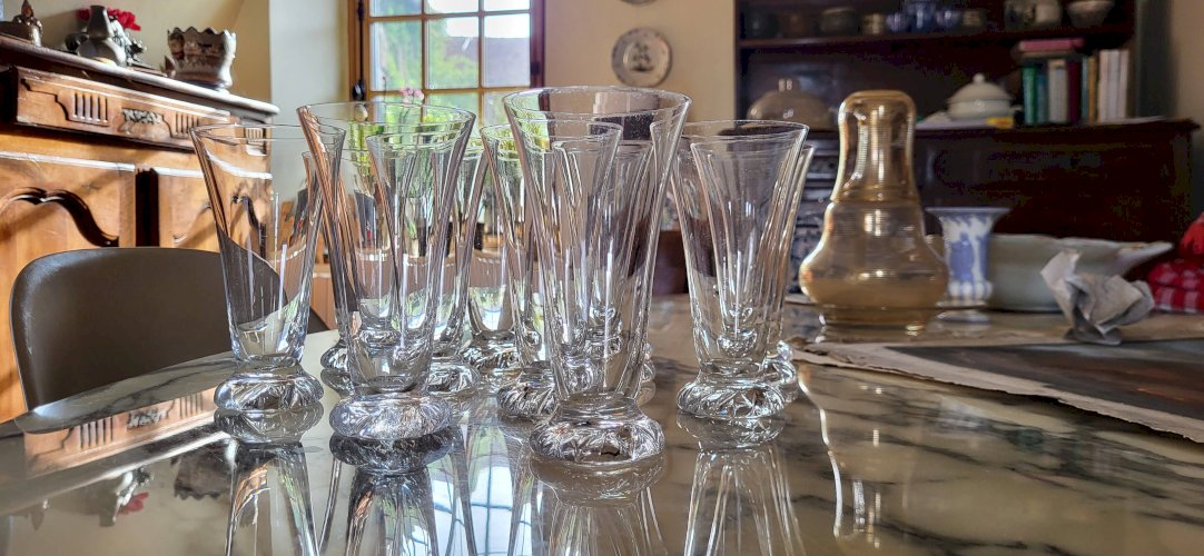 6 flûtes en cristal Daum, modèle Kim, France