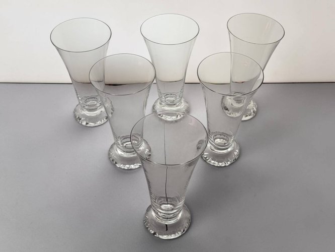 6 flûtes en cristal Daum, modèle Kim, France