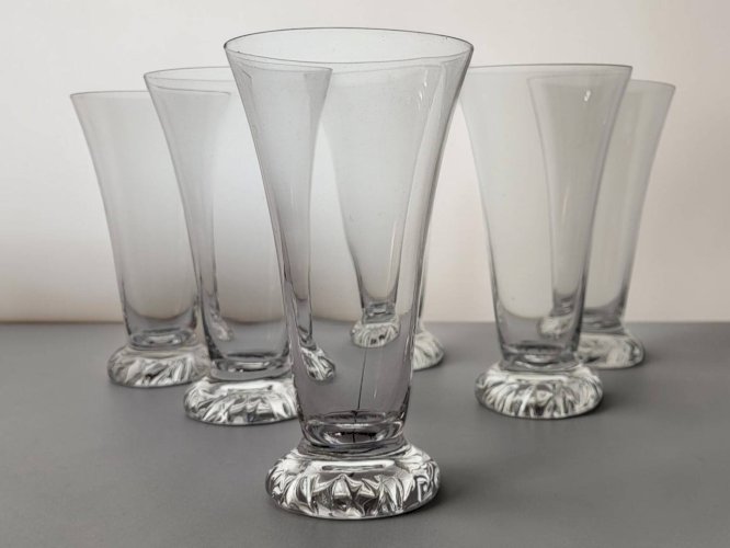 6 flûtes en cristal Daum, modèle Kim, France