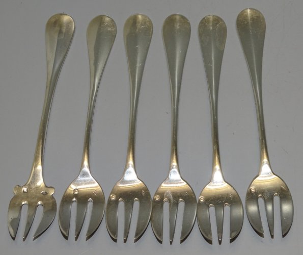 -6 FOURCHETTES A HUITRE ARGENT Poinçon MINERVE 5 CHIFFREES RM 1 CHIFFREE JC  D