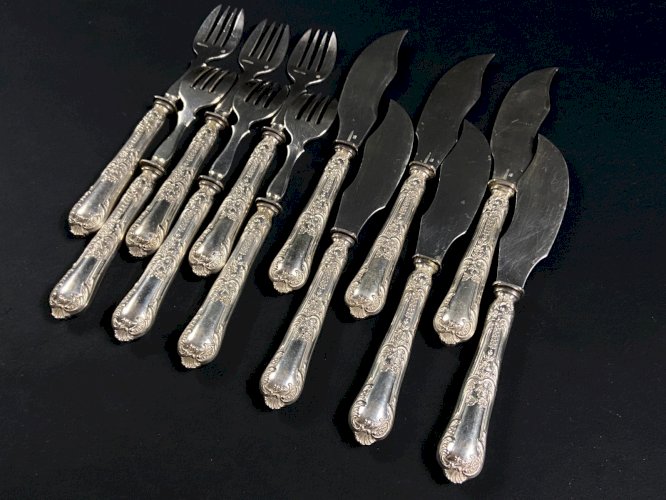 6 fourchettes à poisson 6 couteaux à poisson métal argenté BOULENGER Louis XV