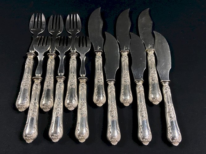 6 fourchettes à poisson 6 couteaux à poisson métal argenté BOULENGER Louis XV