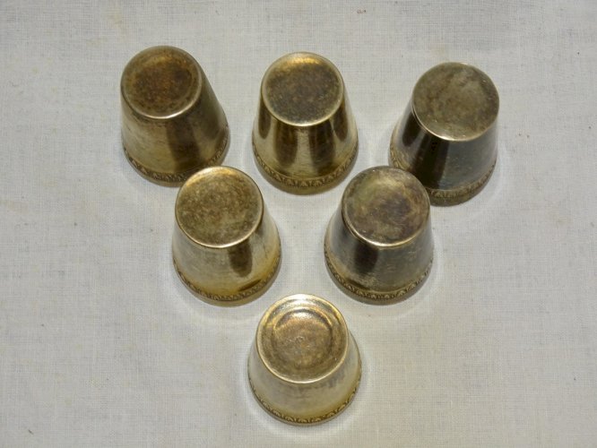 -6 GOBELETS & PLATEAU en Métal Argenté LIQUEUR VITRINE déco collection   D