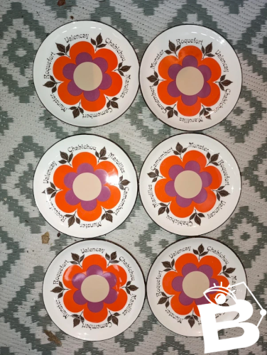 6 magnifiques assiettes à fromage/salade céramique GIEN modèle Harmonie en bon etat