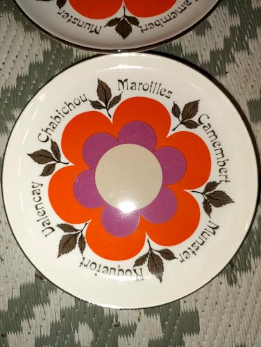 6 magnifiques assiettes à fromage/salade céramique GIEN modèle Harmonie en bon etat