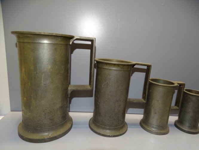 -6 MESURES ETAIN ANCIENNES BOISEAUX de MESURE COLLECTION DECO CUISINE   D