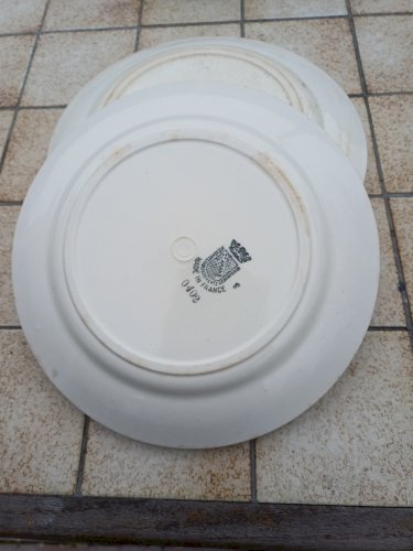 6 petites assiettes des années 1930