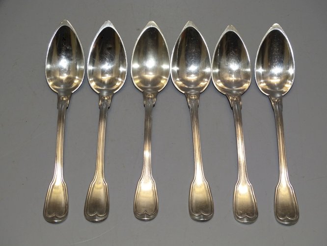 - 6 PETITES CUILLERES ARGENT MASSIF poinçon MINERVE XIX Orfèvre R.B