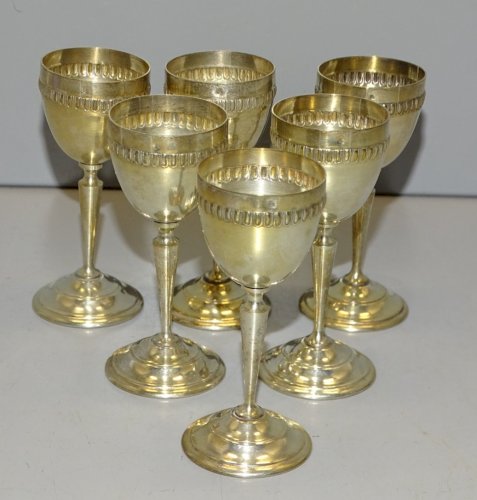 -6 PETITS VERRES A PIED en METAL Argenté PUR JUS de GRENIER COLLECTION     D