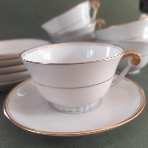 6 tasses à café en porcelaine de Limoges ULIM