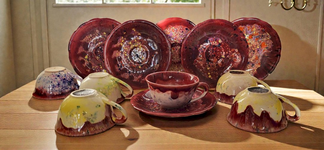 6 tasses / sous tasses en grès du Morvan