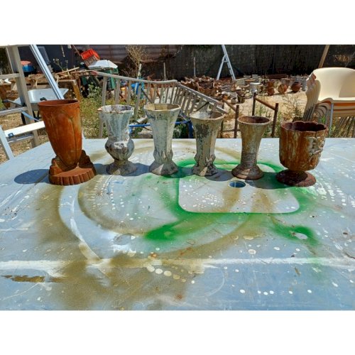 6 Vases en Fonte 1900 : Charleville - Mézières