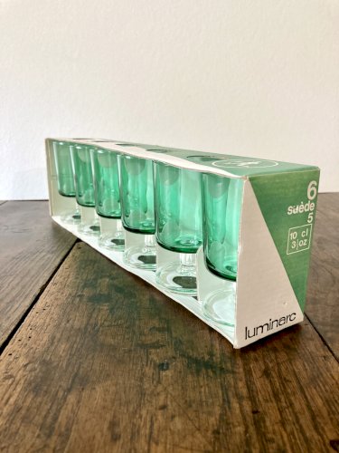 6 verres à pied Luminarc, modèle Suède n°5, calice vert