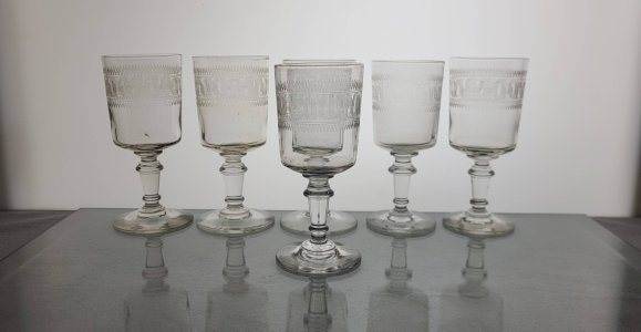 6 Greek-style decorative wine glasses