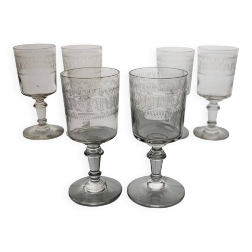 6 verres à vin décor à la grecque