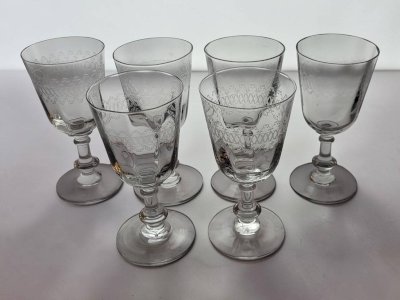 6 engraved glass wine/water glasses from the early 20th century