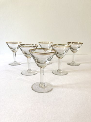 6 verres apéritifs de bistrot à pied  6 verres apéritifs de bistrot à pied  