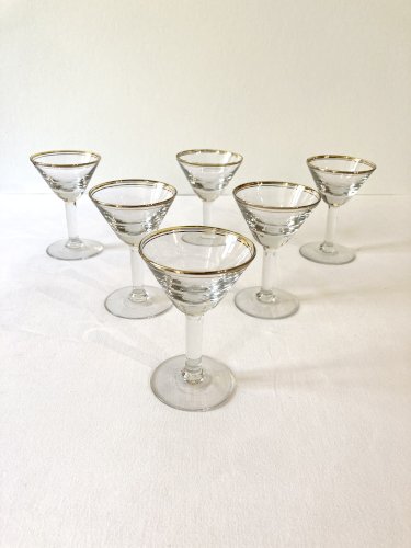 6 verres apéritifs de bistrot à pied  6 verres apéritifs de bistrot à pied  