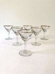 6 bistro-style stemmed appetizer glasses