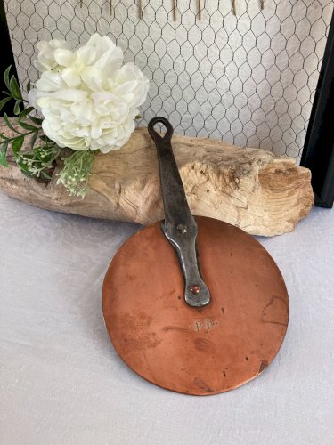 625⚜️ Ancien Couvercle en Cuivre P.D Pour Casserole Vintage Diamètre 16 Cm