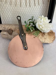 625⚜️ Ancien Couvercle en Cuivre Pour Casserole Vintage Diamètre 18 Cm