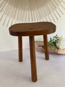 625⚜️ Vintage Wooden Tripod Stool, Height 32 cm