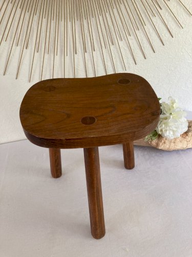625⚜️ Ancien Tabouret, Tripode en Bois Vintage Hauteur 32 Cm