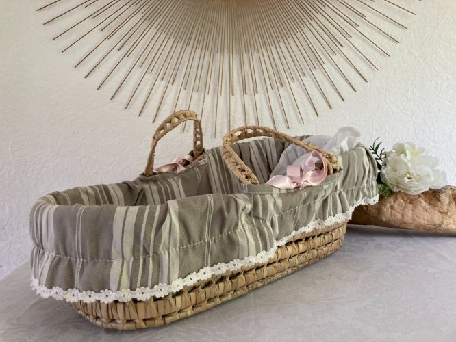 625⚜️ Petit Collin Couffin Pour Poupée en Osier Vintage Longueur 50 Cm