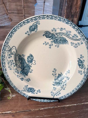 7 assiettes creuses U&C Sarreguemines modèle Royat
