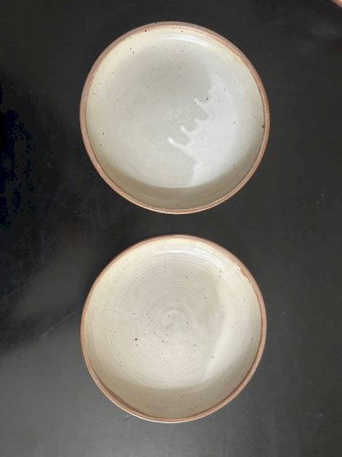 7 assiettes en grés 1970