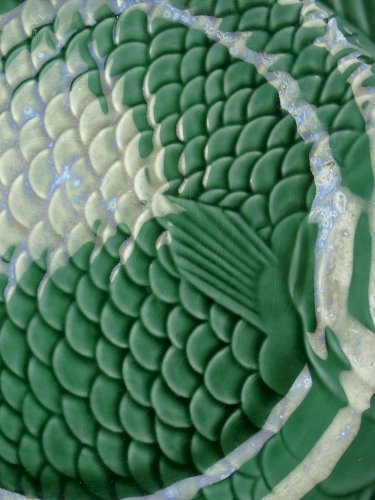 7 Assiettes plates anciennes poissons vert barbotine de Sarreguemines