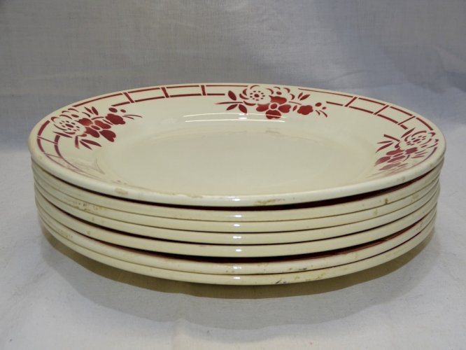 -7 ASSIETTES PLATES DEMI PORCELAINE BADONVILLER  FLEURS & MOTIFS ROUGES    D