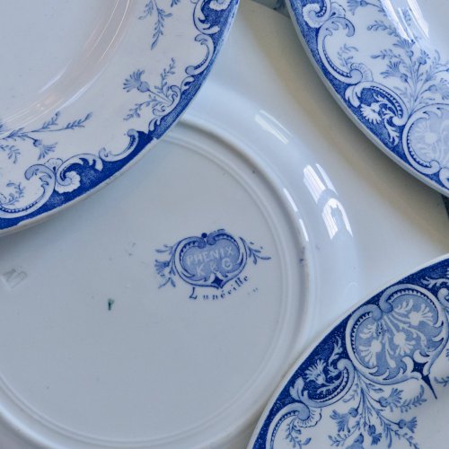 7 assiettes plates XIXe terre de fer KG Luneville Phénix