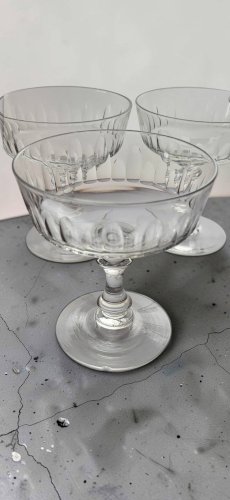 7 coupes à champagne en cristal 1950s