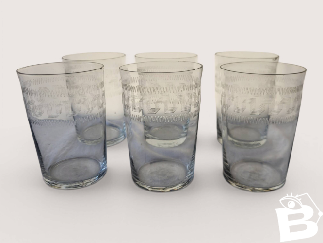 7 verres à eau décor à la grecque