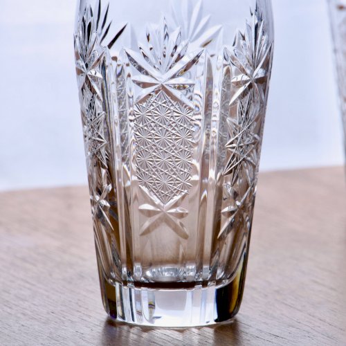 7 verres à longdrink anciens en cristal taillé