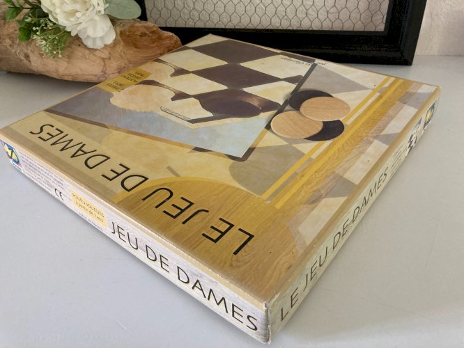 724⚜️Ancien Jeu De Société Jeu de Dames Pieces et Plateau en Bois Ducale Complet