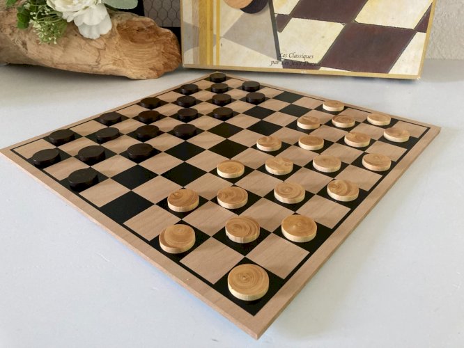 724⚜️Ancien Jeu De Société Jeu de Dames Pieces et Plateau en Bois Ducale Complet