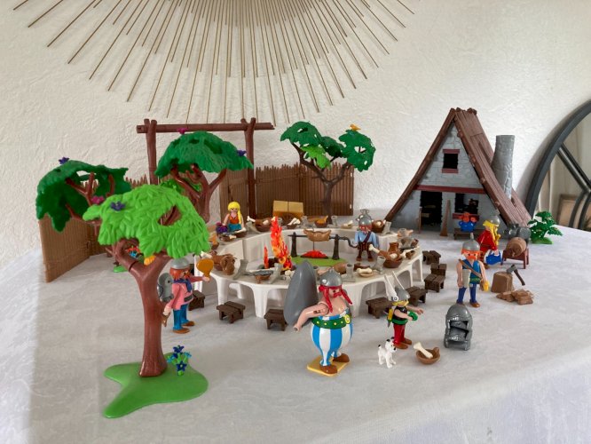 725⚜️Playmobil Astérix Le Banquet Du Village Astérix Réf 70931 + Boite D'origine