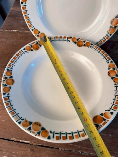 8 assiettes creuses Saint Amand Céranord