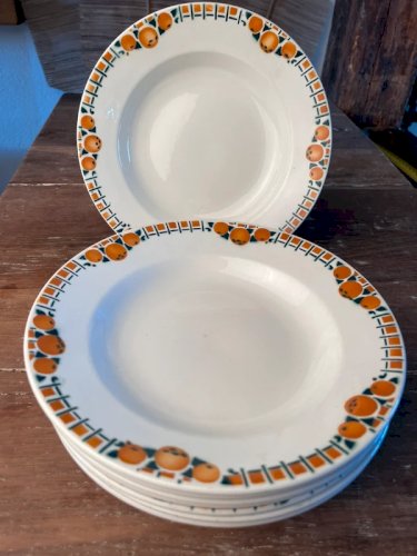 8 assiettes creuses Saint Amand Céranord