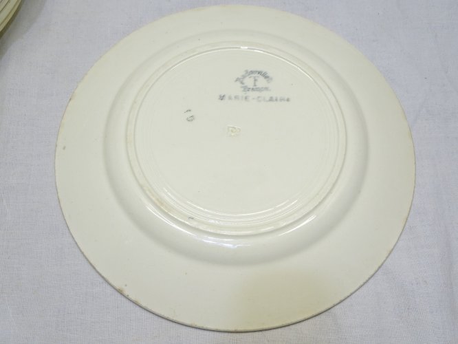 -8 BELLES ASSIETTES A DESSERT CERAMIQUE BADONVILLER modèle MARIE CLAIRE      D