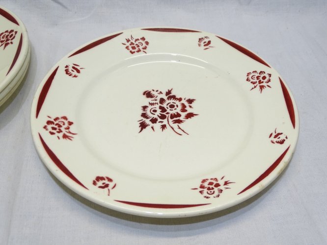 -8 BELLES ASSIETTES A DESSERT CERAMIQUE BADONVILLER modèle MARIE CLAIRE      D
