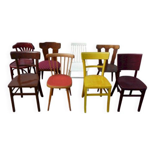 8 chaises de bistrot en bois dépareillées - vintage