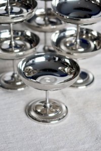 8 coupelles à glace / champagne vintage - Métal argenté