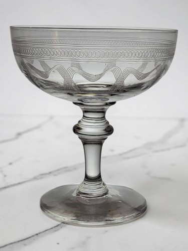 8 coupes à champagne en cristal fin XIXème début XXème