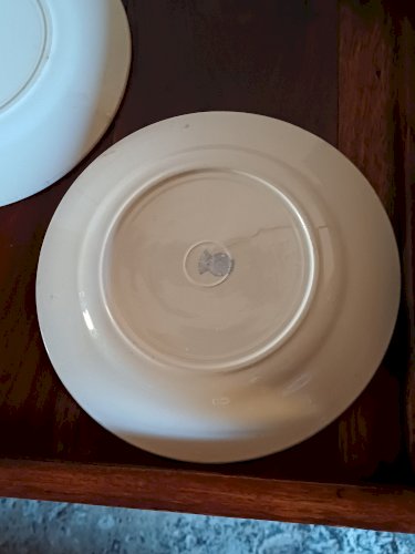 8 petites assiettes art déco de Badonviller 