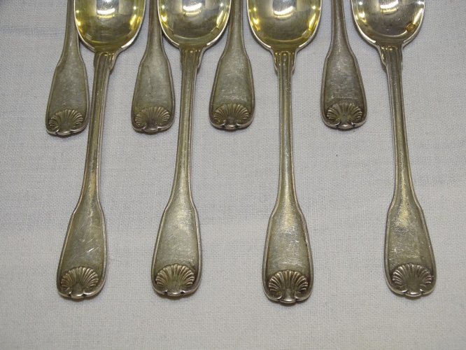 -8 PETITES CUILLERES A MOKA ou CAFE ARGENT COQUILLE Poinçon MINERVE 1 + ORFEVRE